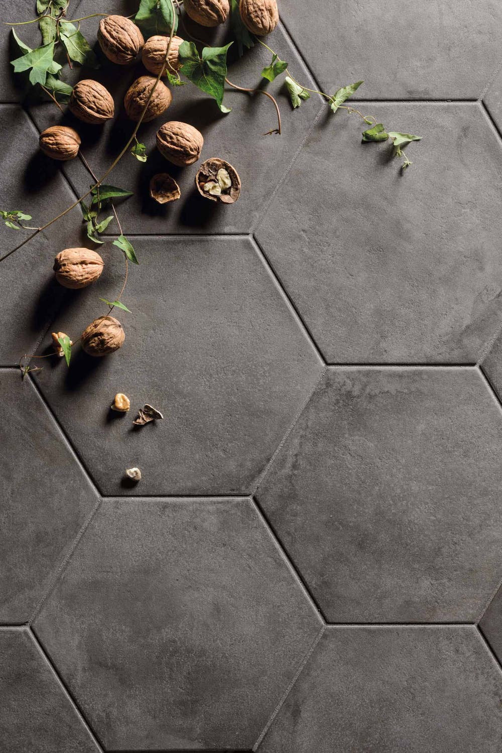 Terra Nero Hexagon