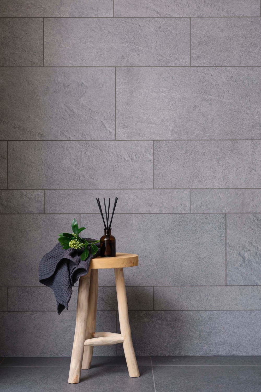 Vägg: Quarzite Silver Golv: Quarzite Porfido