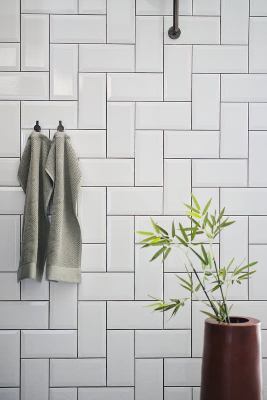 Miljöbild med Biselado Vit