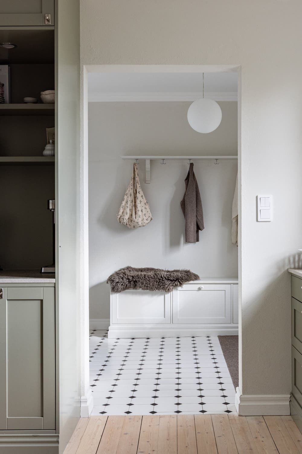 Sekel Bianco Oktagon