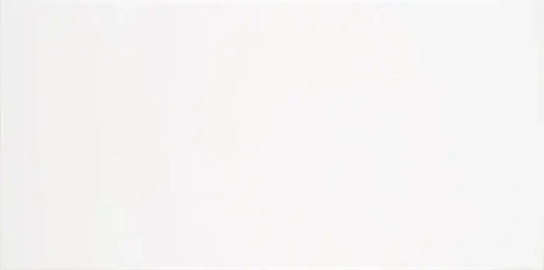 Produktbild av Color One Vit matt